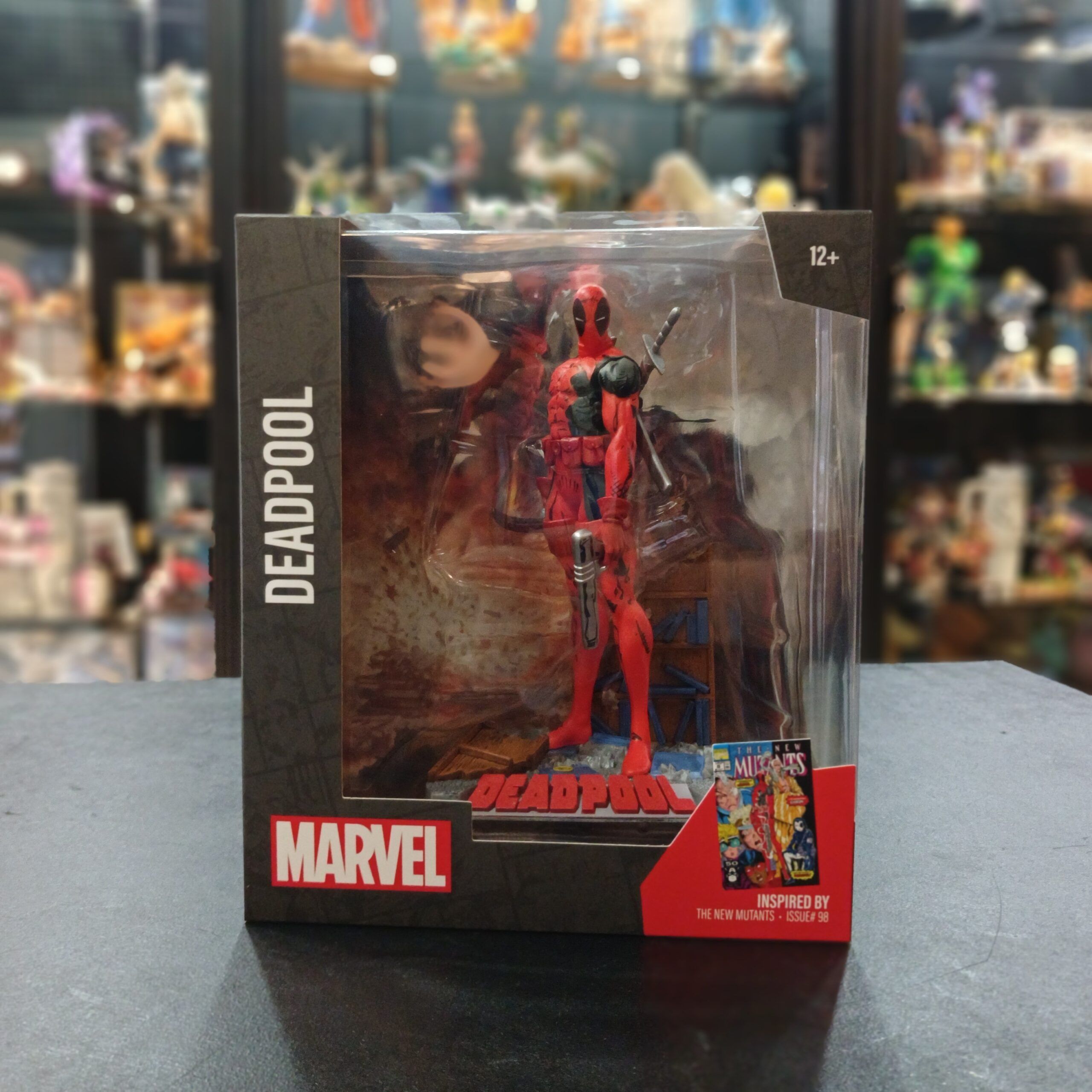 FIGURA DEADPOOL