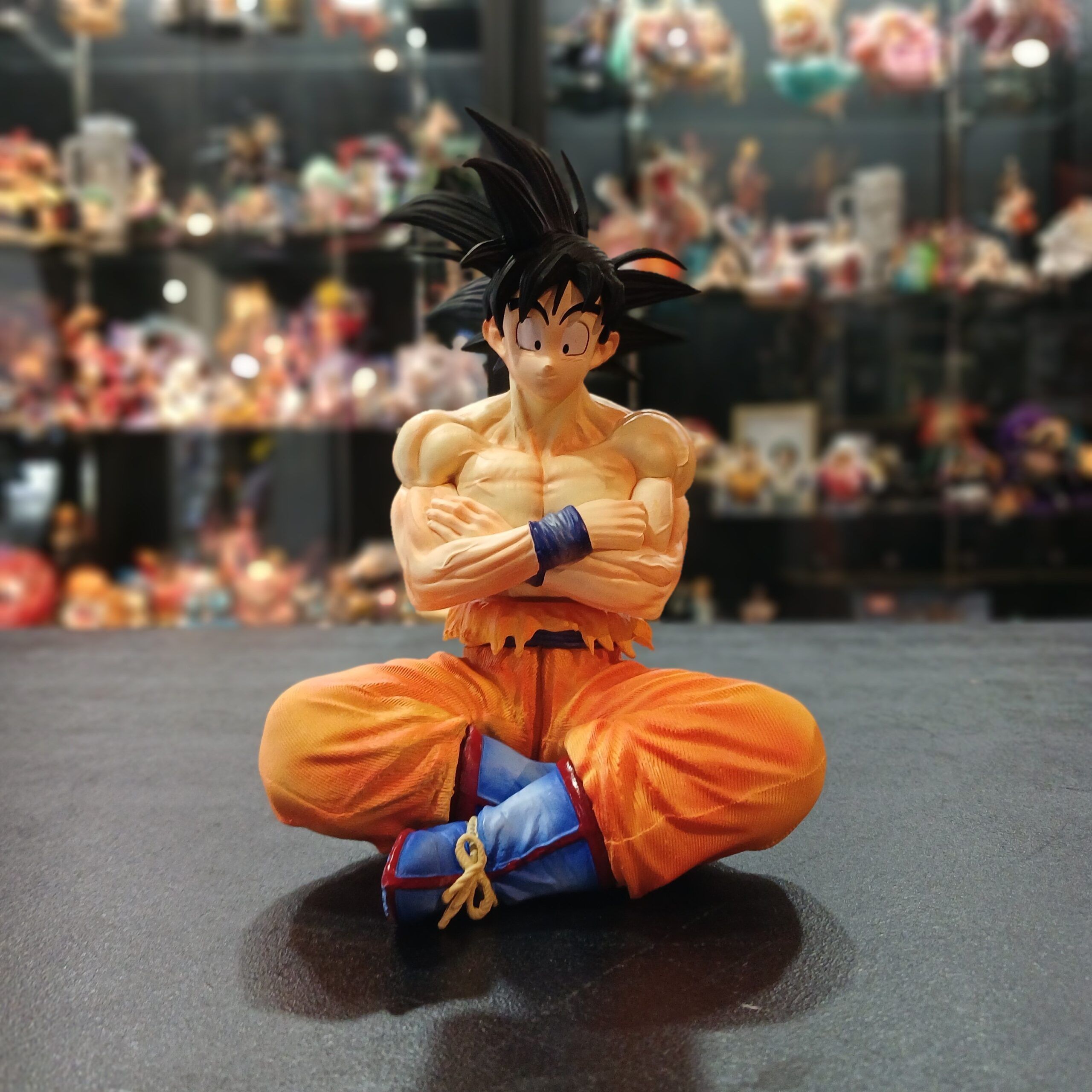 FIGURA GOKU-18cm-PVC
