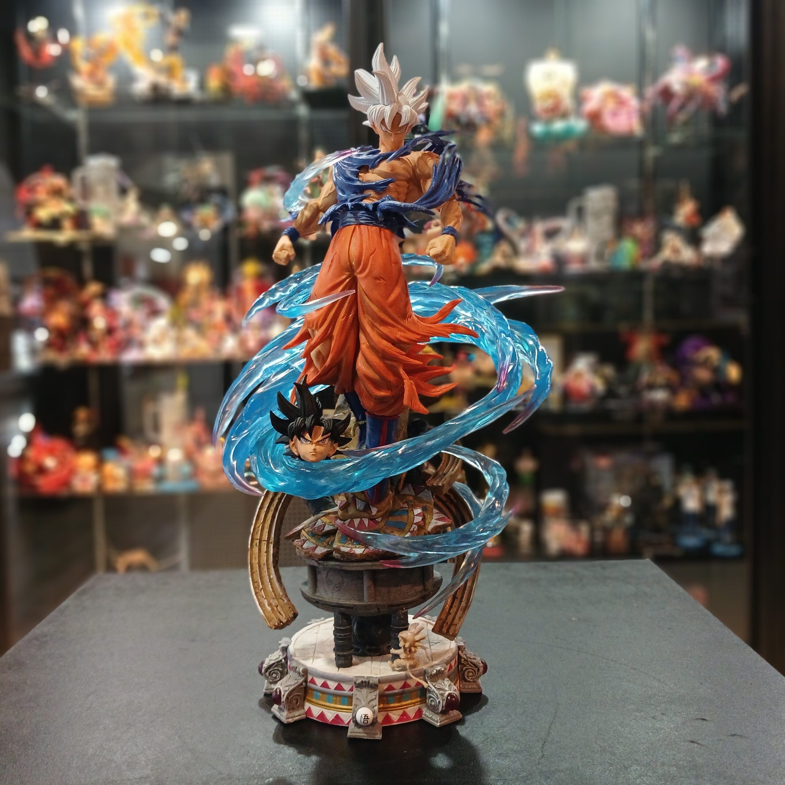 FIGURA GOKU - 49cm - PVC