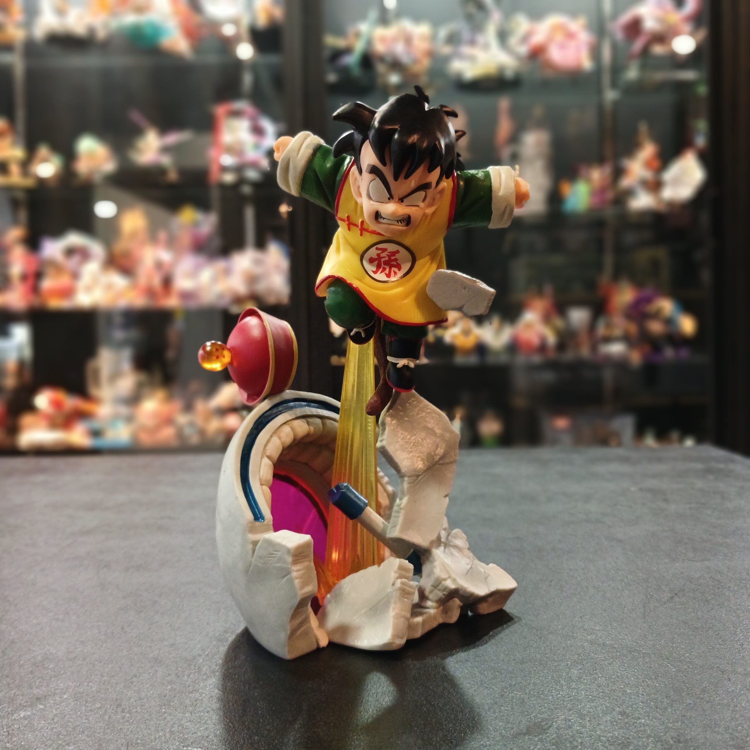 FIGURA GOHAN - PVC-HR