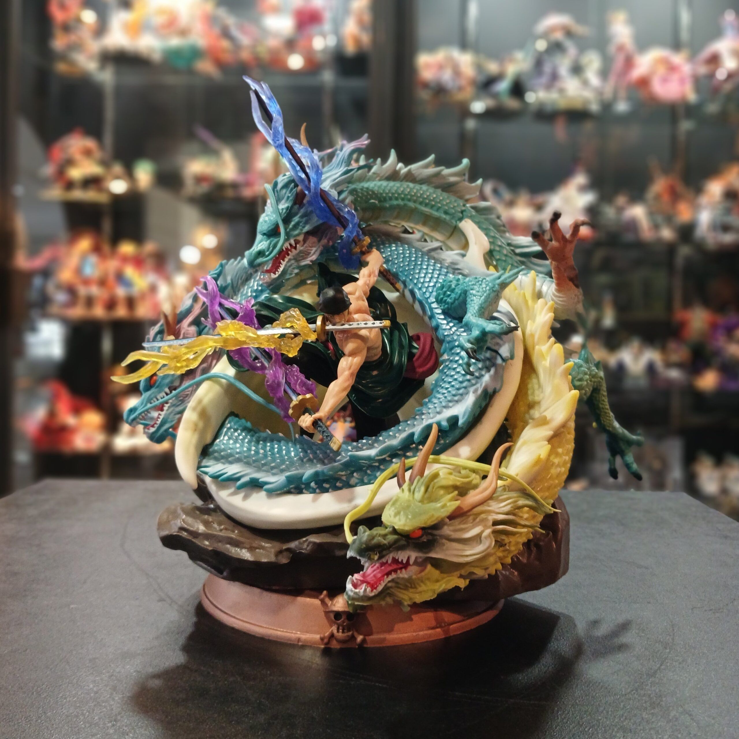 FIGURA ZORO-35cm-PVC-HR