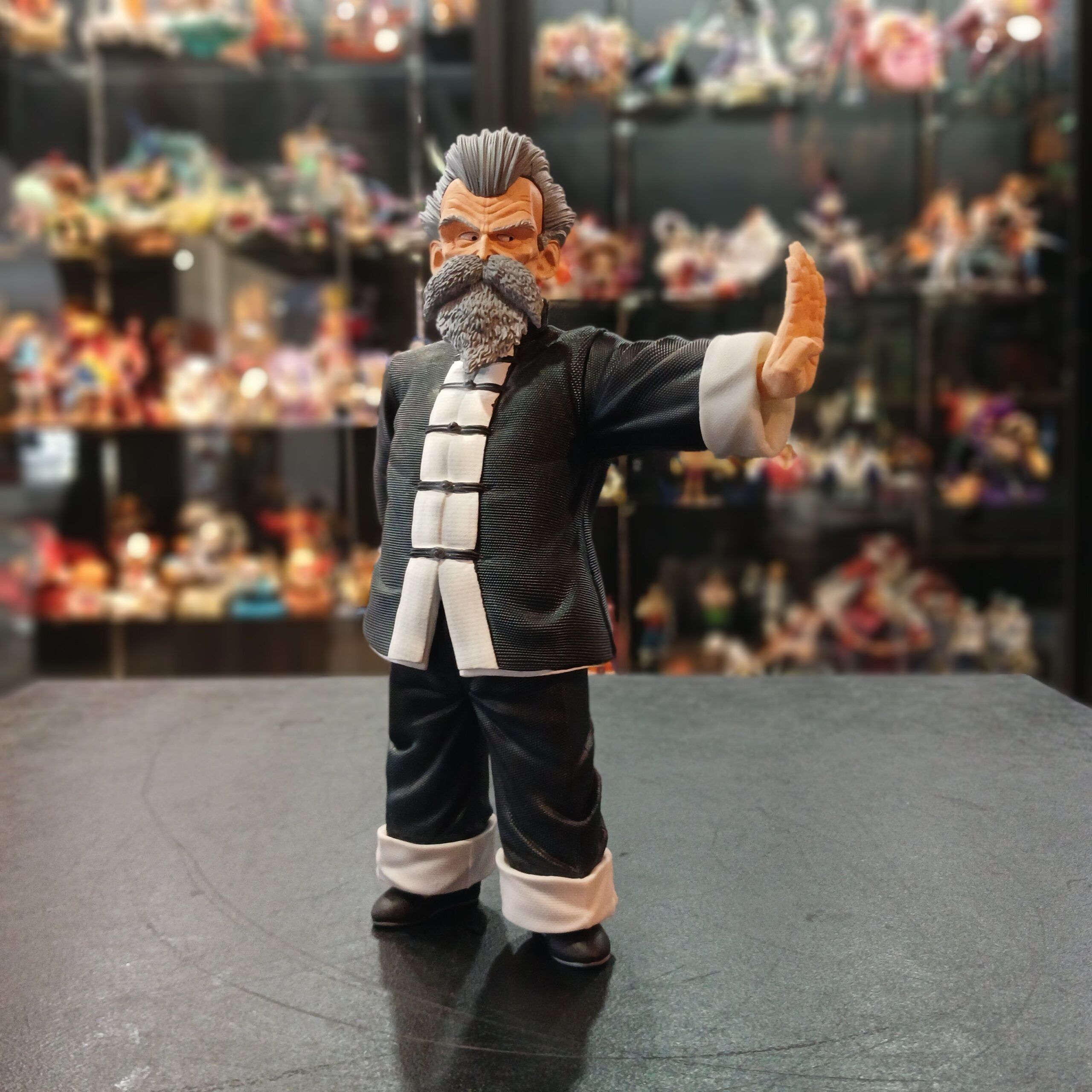 FIGURA MAESTRO ROSHI-26cm-PVC-HR