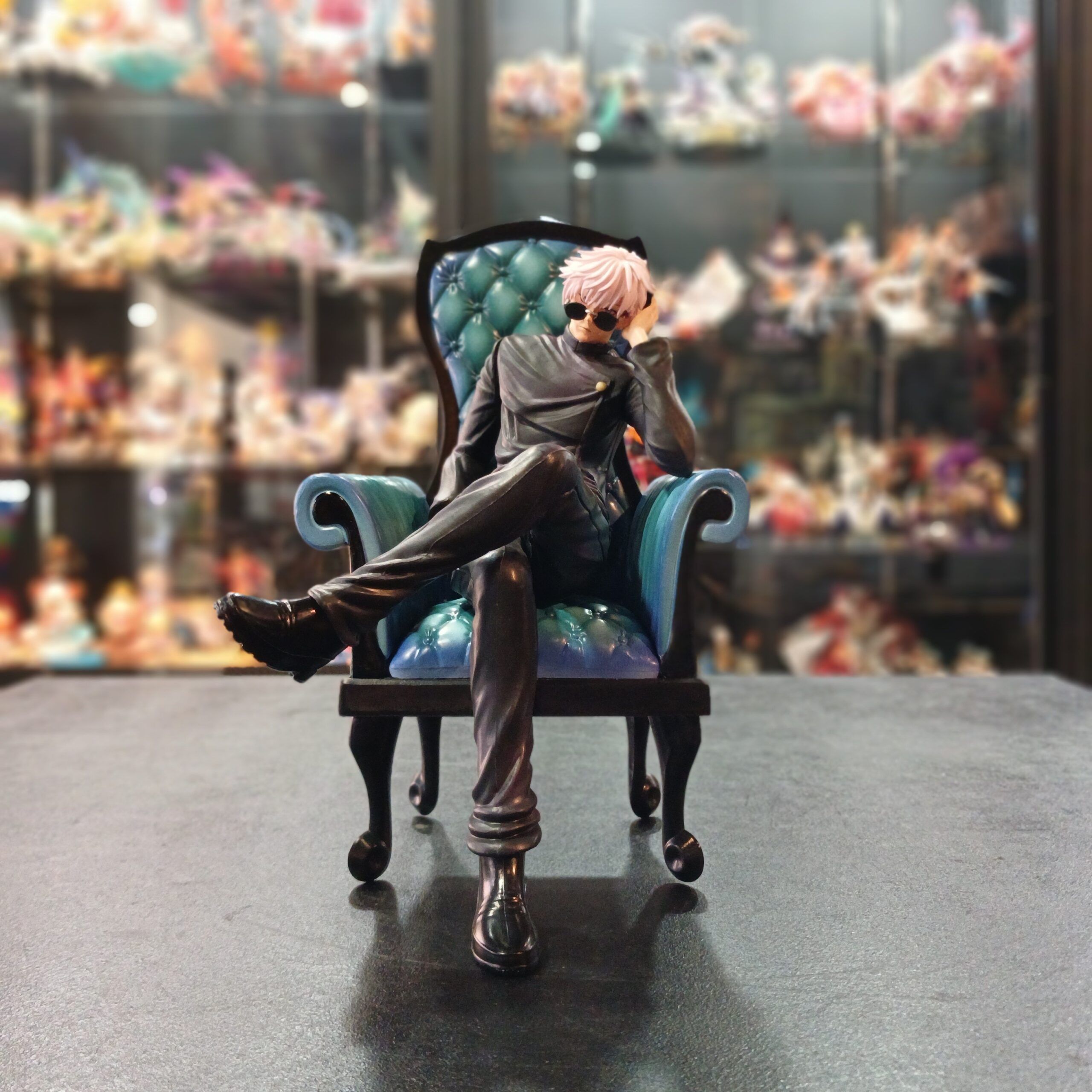 FIGURA JUJUTSU KAISEN-SATORU GOJO-24cm-PVC-HR