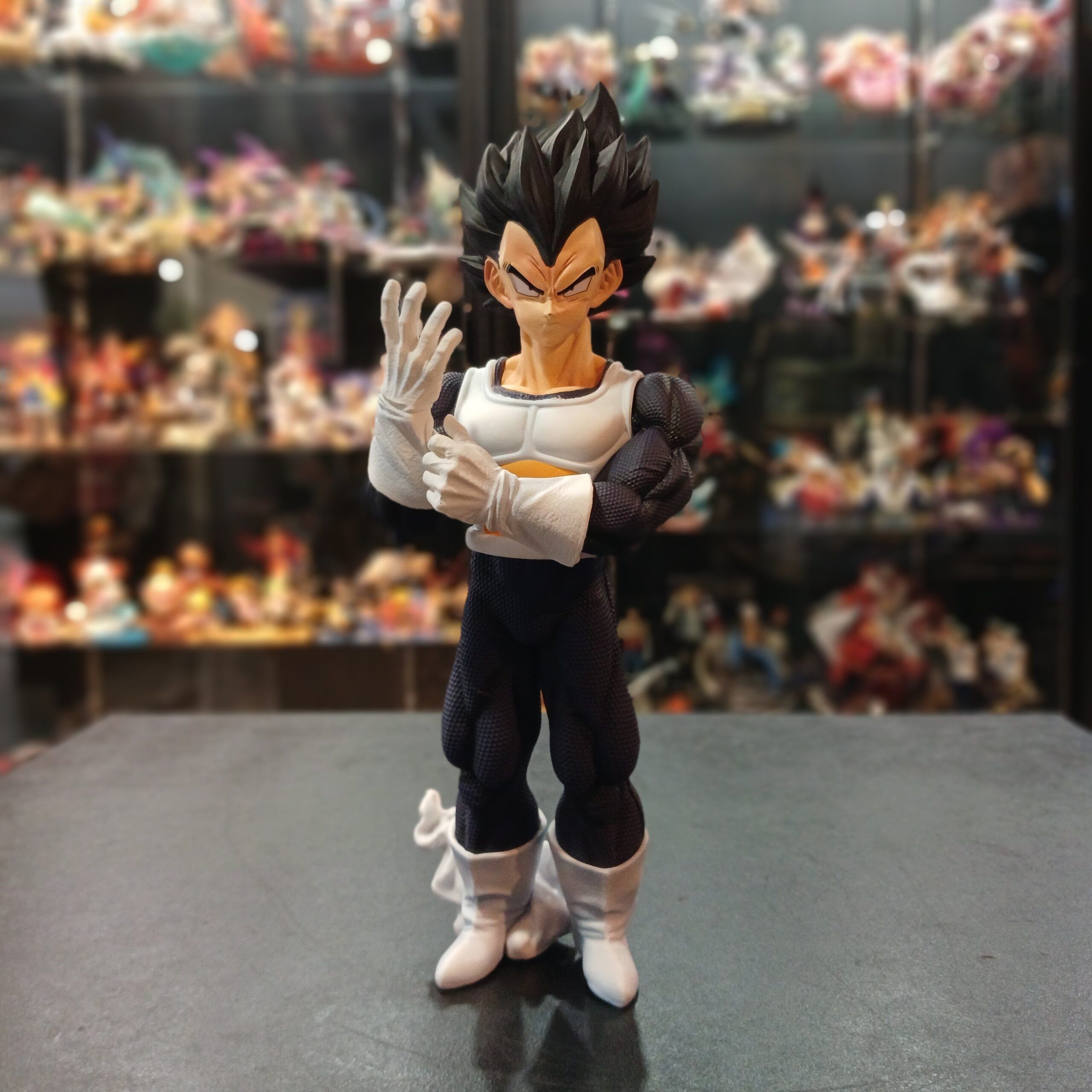 FIGURA VEGETA-30cm-PVC-HR