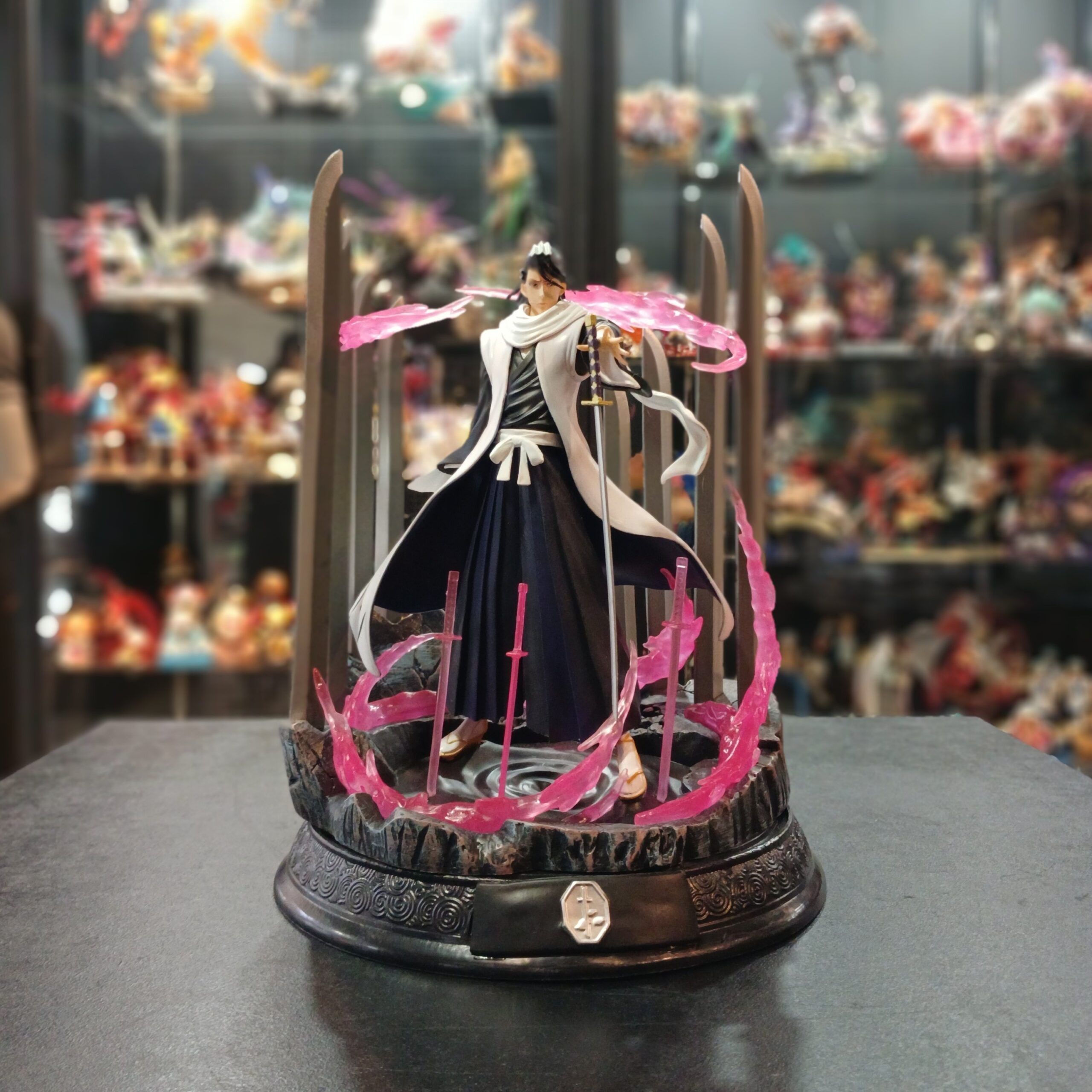 FIGURA BLEACH-BYAKUYA-BLEACH KUCHIKI-32.5cm-PVC-HR