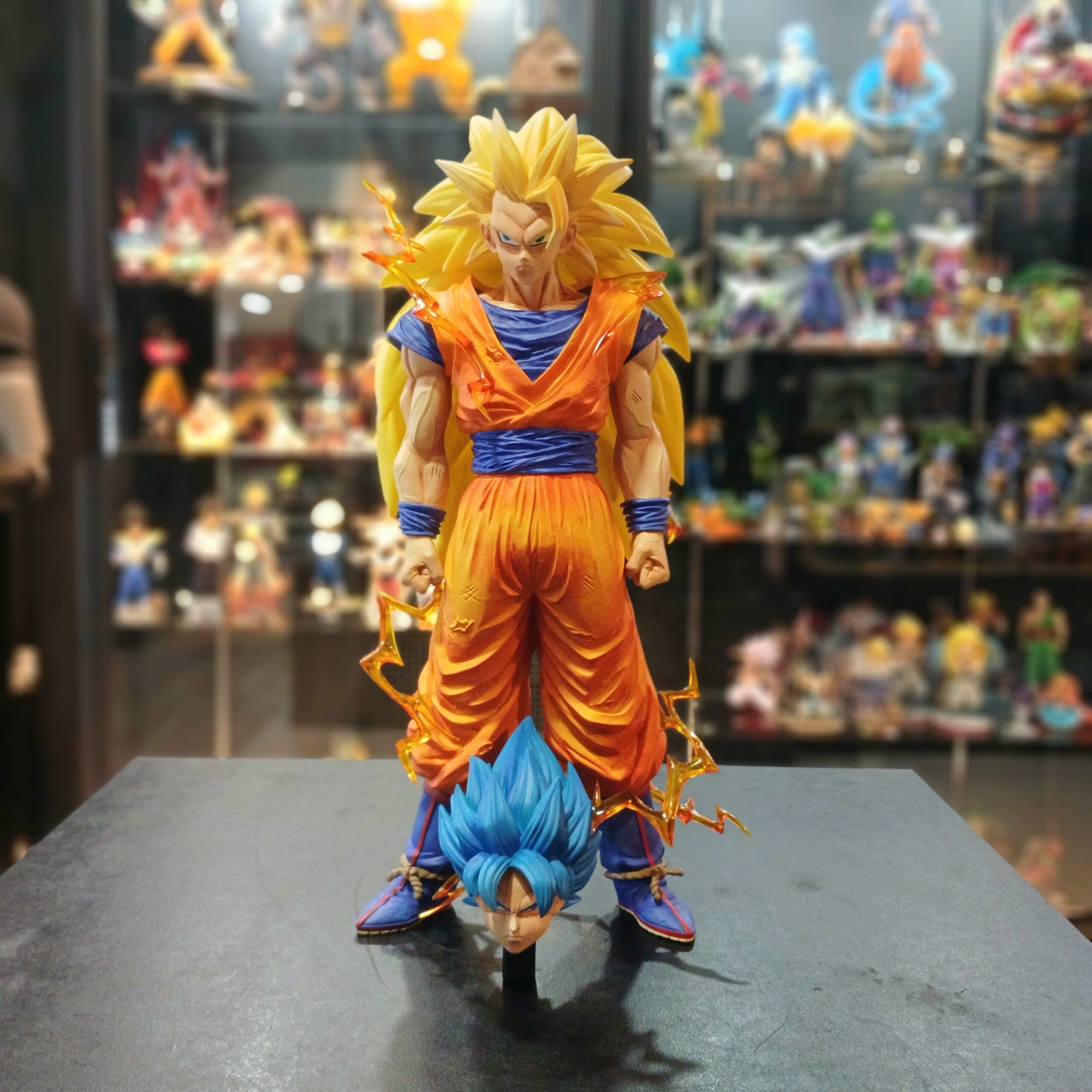 FIGURA GOKU-48cm-PVC-HR