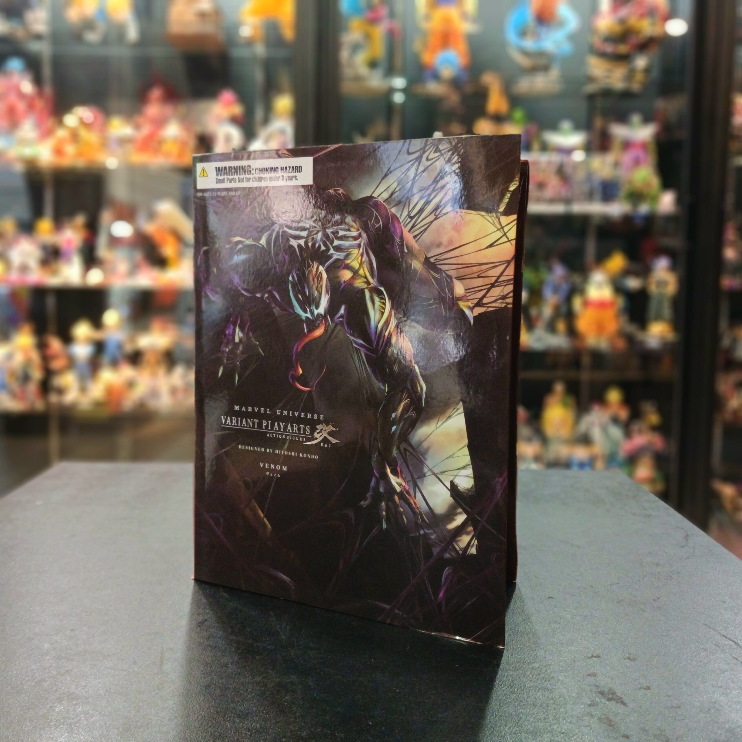 FIGURA VENOM-27cm-PVC