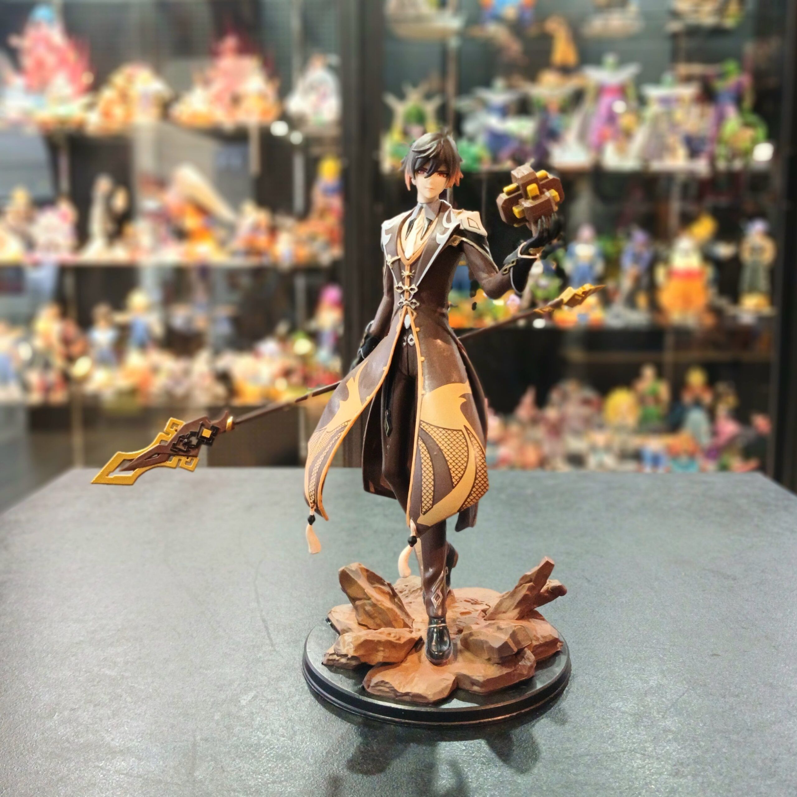 FIGURA ZHONGLI-GENSHIN IMPACT-27cm-PVC